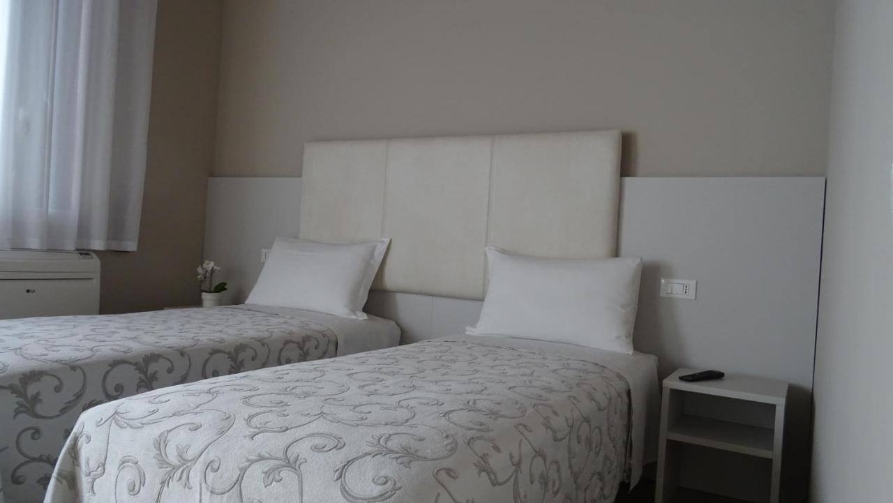 Laguna Blu Mestre Venezia Extérieur photo